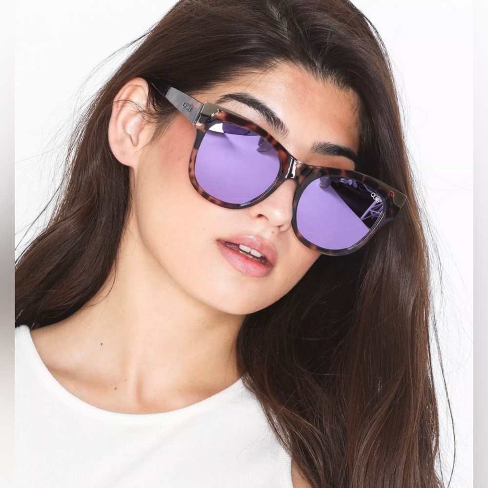 Quay Australia Stylish Purple Sunglasses